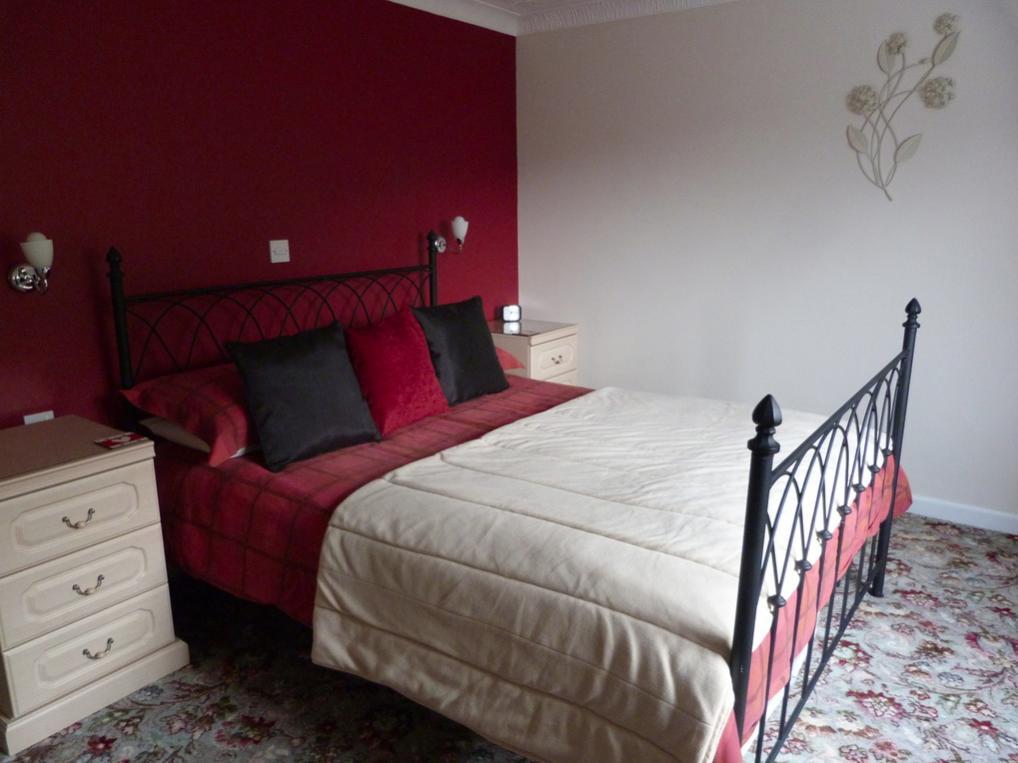 Neuadd Wen Guest House Кармартен Экстерьер фото